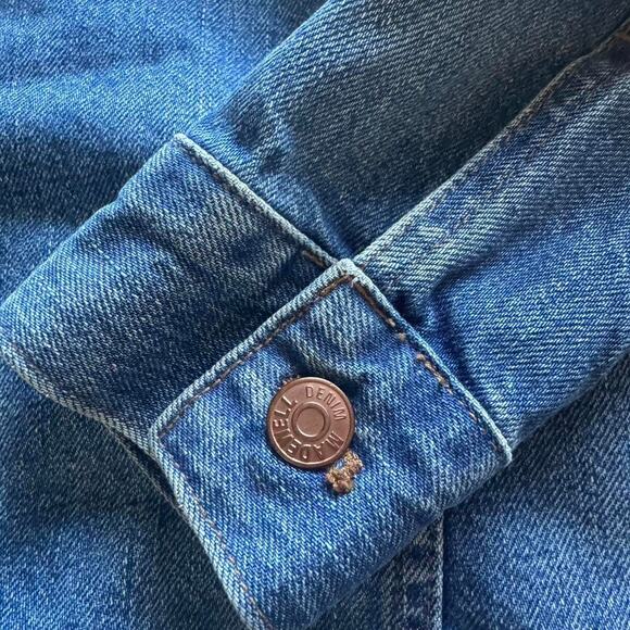 Madewell Classic Blue Denim Jacket - Y2K Style Fit - Women’s XS - S - Picture 6 of 7